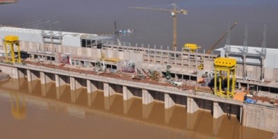 Operários morrem eletrocutados em obra da usina Jirau, em Rondônia