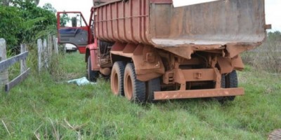 São Francisco do Guaporé - Homem morre eletrocutado após caçamba encostar em rede elétrica