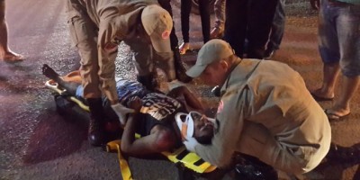 Rolim de Moura -  Motociclista em alta velocidade fica ferido após pular quebra-molas