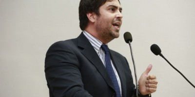 Léo Moraes anuncia convocação de agentes penitenciários