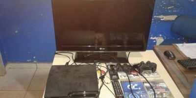 Rolim de Moura -  Mulher é presa após arrombar e furtar residência