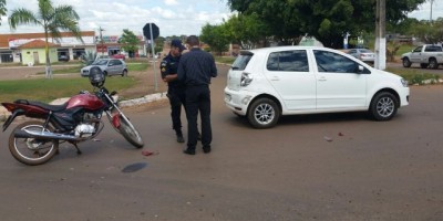 Rolim de Moura -  Colisão entre carro e moto no centro da cidade