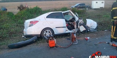 Acidente na BR 364 envolvendo carro e ambulância da FHEMEROM resulta em três mortes   