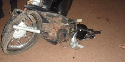 Rolim de Moura -  Grave acidente de trânsito envolvendo duas motos resulta em 04 pessoas feridas