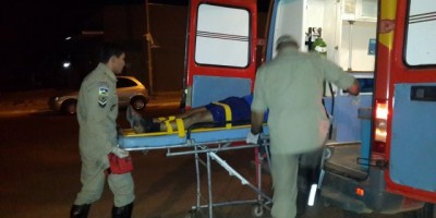 Rolim de Moura -  Acidente de trânsito envolvendo carro e moto resulta em uma pessoa ferida 