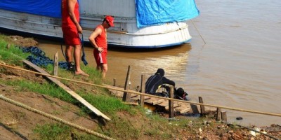 Porto Velho -Bombeiros encontram ossada humana no Rio Madeira 