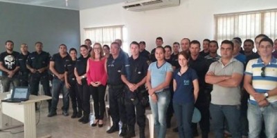 Pimenta Bueno -  Polícia Militar e Astir promovem palestra sobre psicologia preventiva 