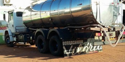 Rolim de Moura -  Caminhão de cooperativa de leite é furtado em posto de gasolina