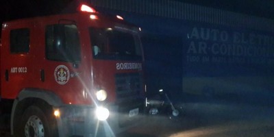 Rolim de Moura -  Corpo de Bombeiros atende princípio de incêndio durante madrugada