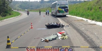 São Miguel – Acidente motociclista e ônibus em curva na BR 429, faz vítima fatal