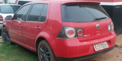 Rolim de Moura – Automóvel Golf que havia sido roubado é recuperado pela Polícia Militar