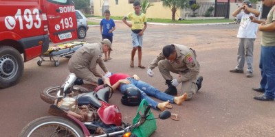 Rolim de Moura - Carro avança preferencial, ocasiona acidente e condutor se evade do local - Vídeo
