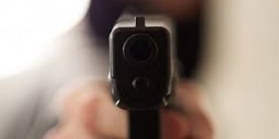 Santa Luzia - Homens armados assaltam residência