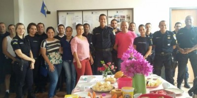 Policiais Militares de Pimenta Bueno aderem a campanha do outubro rosa 
