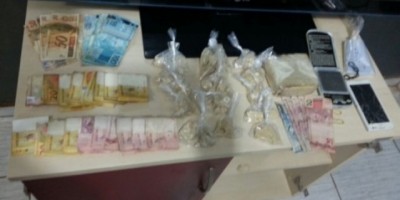 Porto Velho - Polícia prende casal com cerca de 01 Kg de drogas e quase quatro mil em dinheiro