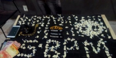 Porto Velho - Traficante é preso com mais de 300 trouxinhas de pedra oxi após correr da polícia