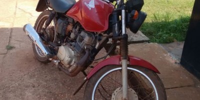 Rolim de Moura – Moto furtada no último sábado (14) é recuperada pela Polícia Militar