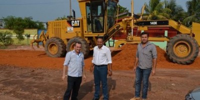 Prefeito e vereador fiscalizam obras de Patrolamento e Cascalhamentos no Planalto