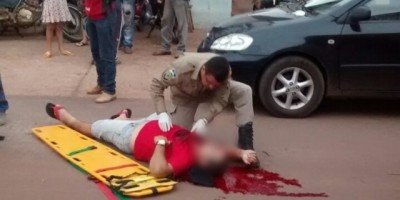 Rolim de Moura -  URGENTE - Homem é alvejado a tiros em via pública