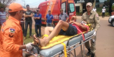 Rolim de Moura -  Acidente de trânsito envolvendo caminhonete e moto deixa uma pessoa ferida 