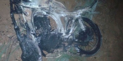 Moto pega fogo e motociclista morre na BR-425