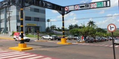 Rolim de Moura ganhará mais quatro novos semáforos modernos
