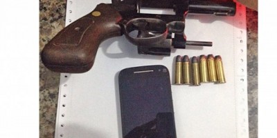 Cacoal - Operação Final de Ano realizado pelo 4º BPM apreende duas armas de fogo e prende vários suspeitos