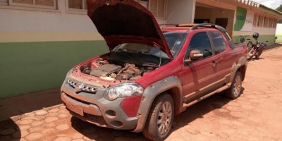 Guajará-Mirim – Polícia Militar evita travessia de veículo em Porto clandestino