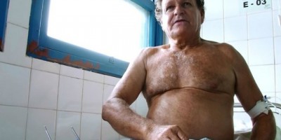 Aposentado cai em poço de 5 m e é salvo após criança ouvir gritos