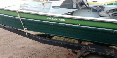 Rolim de Moura – Após denúncia, Barco possivelmente furtado é localizado pela PM ao Lado de uma Laminadora