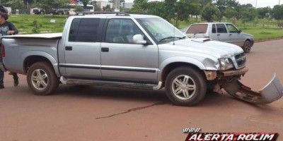 Rolim de Moura -  Grave acidente de trânsito é registrado no cruzamento da Avenida 25 de Agosto com Rua Ouro Preto