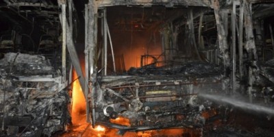 Ataque deixa três ônibus queimados durante a madrugada em Buritis