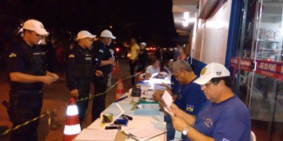 Lei Seca flagra 33 motoristas embriagados em Rolim de Moura