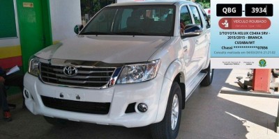  Espigão do Oeste - Em Vistoria funcionário do DETRAN descobre que HILUX é roubada