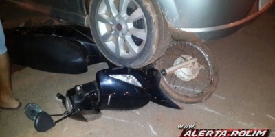 Rolim de Moura -  Acidente de trânsito no Centro da cidade deixa duas jovens feridas 