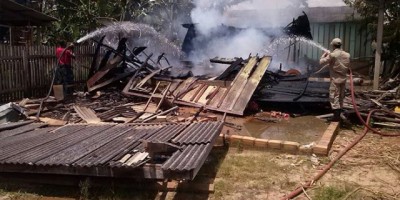 Marido não aceita separação e incendeia residência, em Ji-Paraná