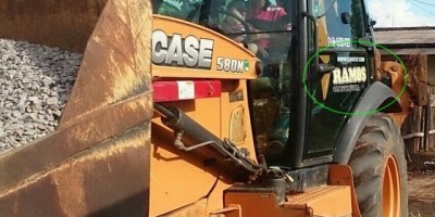 Rolim de Moura - Retroescavadeira é furtada próximo ao ginásio