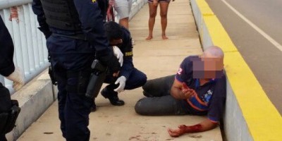 Porto Velho - Homem corta os pulsos e tenta se jogar de ponte sobre rio Madeira