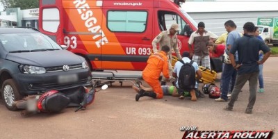 Rolim de Moura -  Carro avança preferencial, colide em moto e deixa casal ferido 