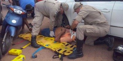 Rolim de Moura -  Colisão entre moto e carro na Avenida Norte Sul deixa uma pessoa ferida 