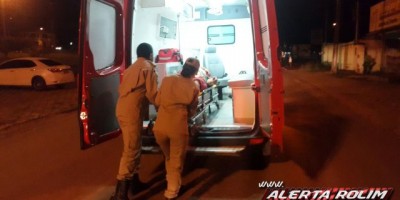 Rolim de Moura -  Após passar sobre quebra-molas, motociclista perde o controle da direção e sofre queda 