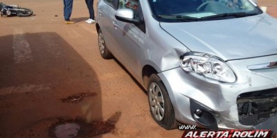 Rolim de Moura -  Carro e moto colidem na Avenida Norte Sul e uma pessoa fica ferida 