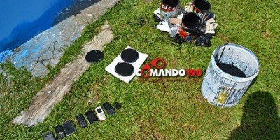 Apenado usando tornozeleira eletrônica é preso tentando entrar no Presídio Central com celulares escondidos em latas de tinta, em Ji-Paraná