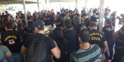 Ji- Paraná – Policiais Civis protestam na Rondônia Rural Show