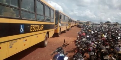 Secretaria de Educação esclarece apreensão de ônibus escolares em Rolim de Moura