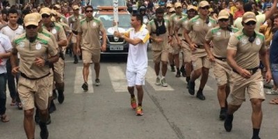 Bombeiro de Rolim de Moura participa da segurança da Tocha Olímpica