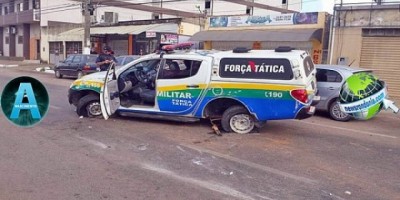 Viatura da Força Tática capota e policial fica ferido em Porto Velho