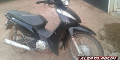 Rolim de Moura -  Durante patrulhamento , guarnição da PM recupera moto com registro de roubo/furto