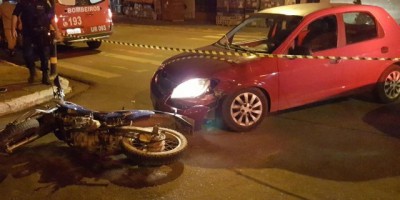 Rolim de Moura - Acidente no cruzamento da Avenida 25 de Agosto com Rua Rio Madeira deixa uma pessoa ferida 