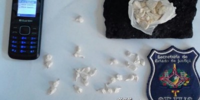 Rolim de Moura – Agentes penitenciários encontram aparelho celular e drogas, durante revista de rotina em cela na Penitenciária Regional